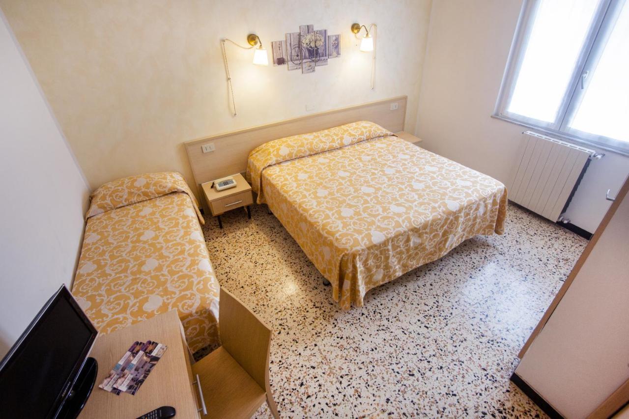 B&B Hotel Costa Azzurra Spotorno Zewnętrze zdjęcie
